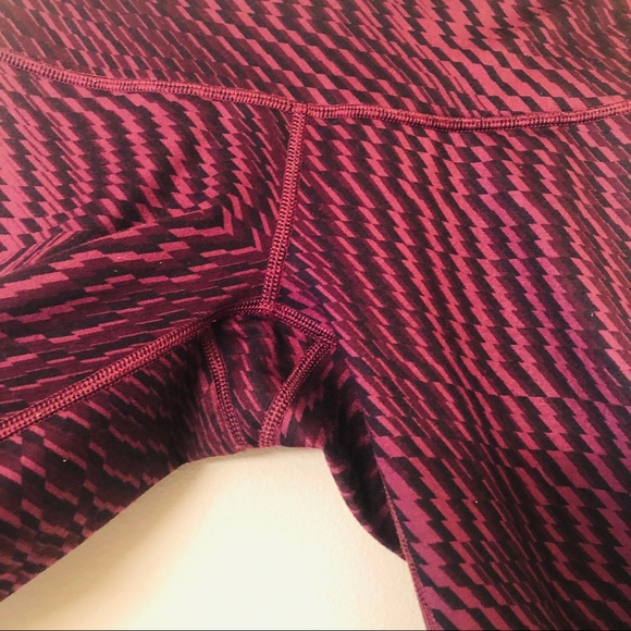 Lululemon Shifted Horizon Crop Leggings Maroon 4 - Picture 6 of 11